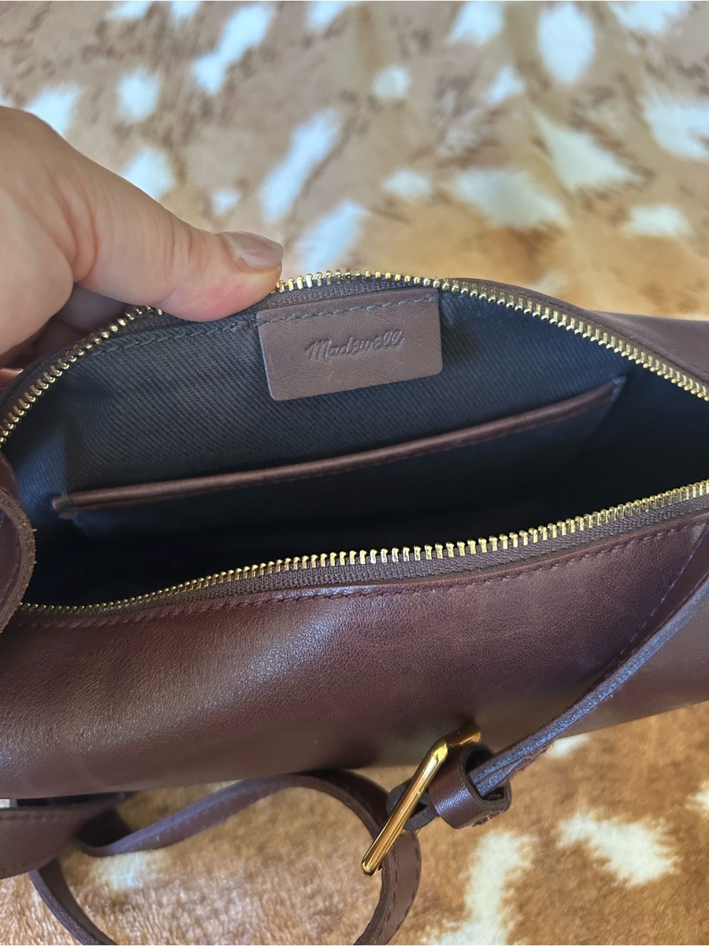 Madewell Dark burgundy brown Leather Crossbody with Gold-Tone Accent - Picture 5 of 6